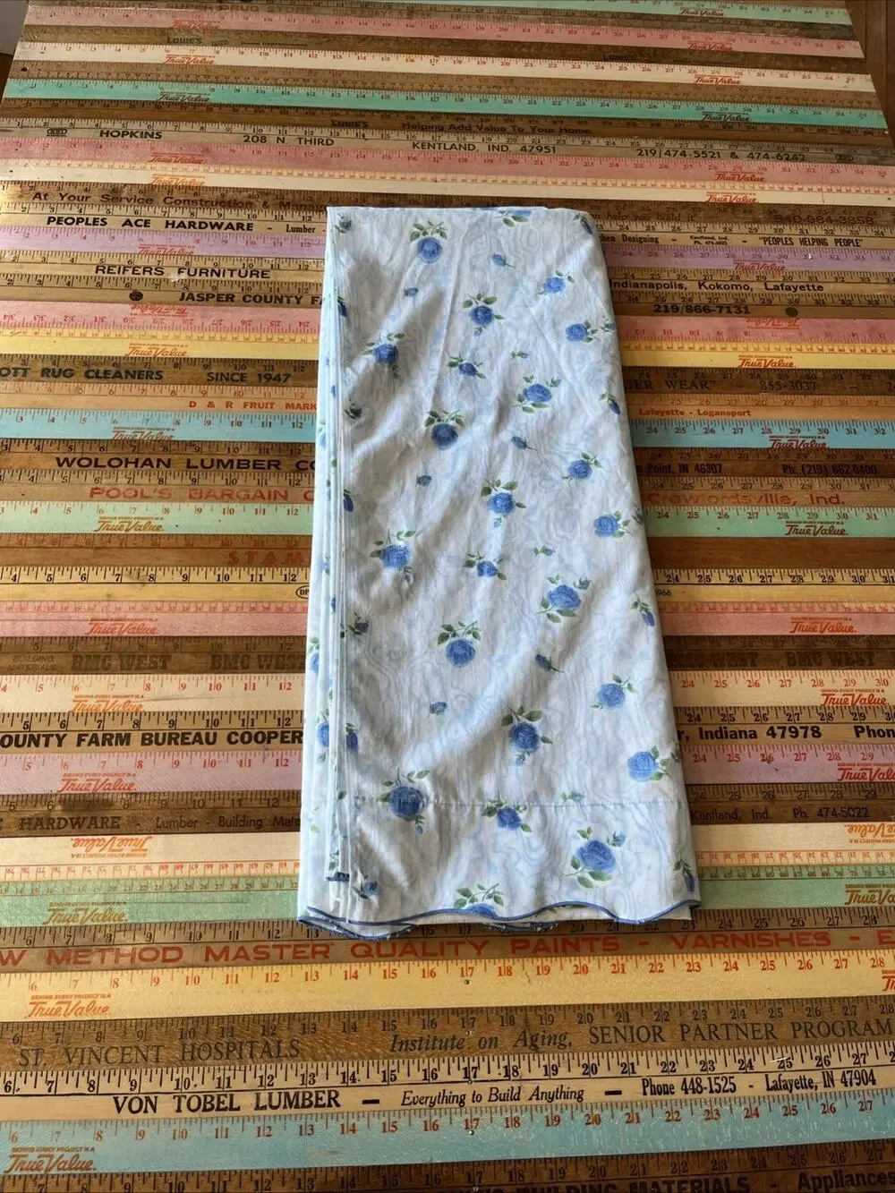 Vintage Cannon Royal Family Percale Full Flat Top Sheet Blue Floral Roses 81X104